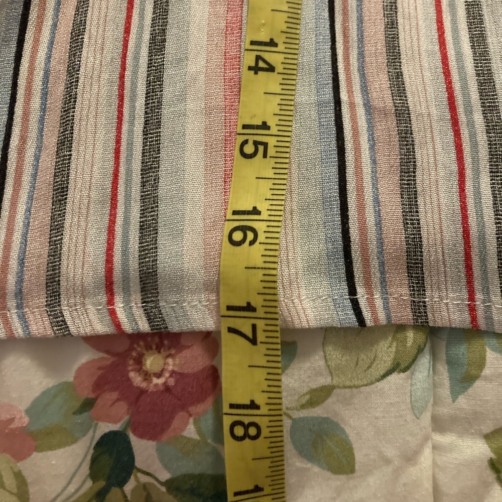 $6😍Bundled Passport Top - Picture 6 of 6